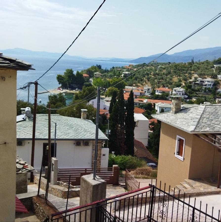 Με Θέα Το Ηλιοβασιλεμα 2 Villa Afissos Exterior photo