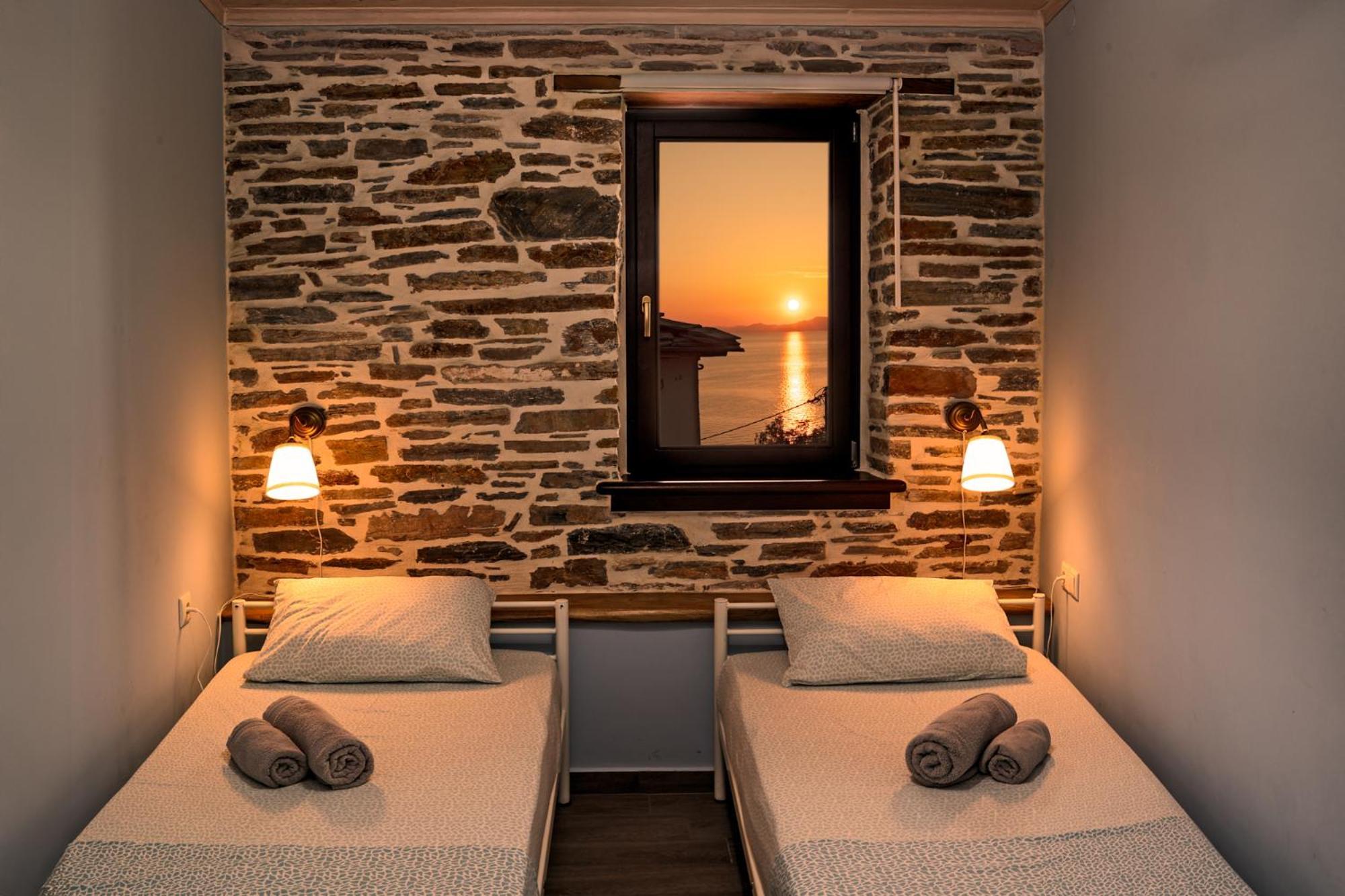 Με Θέα Το Ηλιοβασιλεμα 2 Villa Afissos Exterior photo